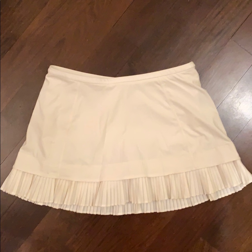 Lululemon white pleated tennis skirt